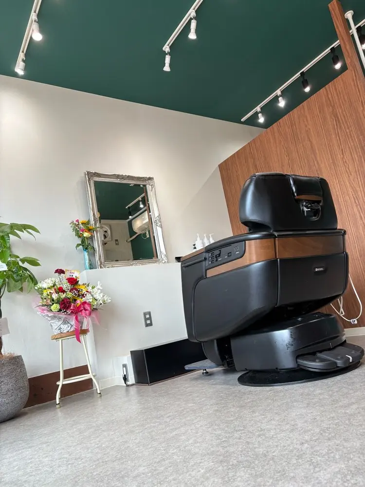 BARBER SHOP HINAの内観・外観3