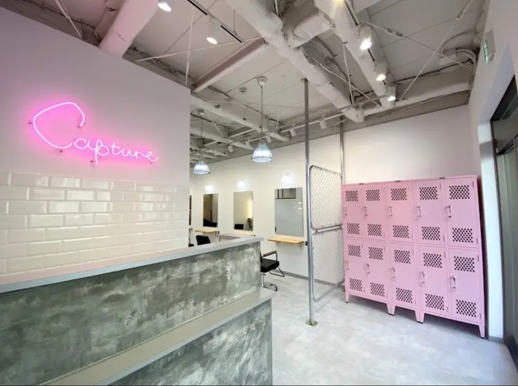 Captureの内観・外観1