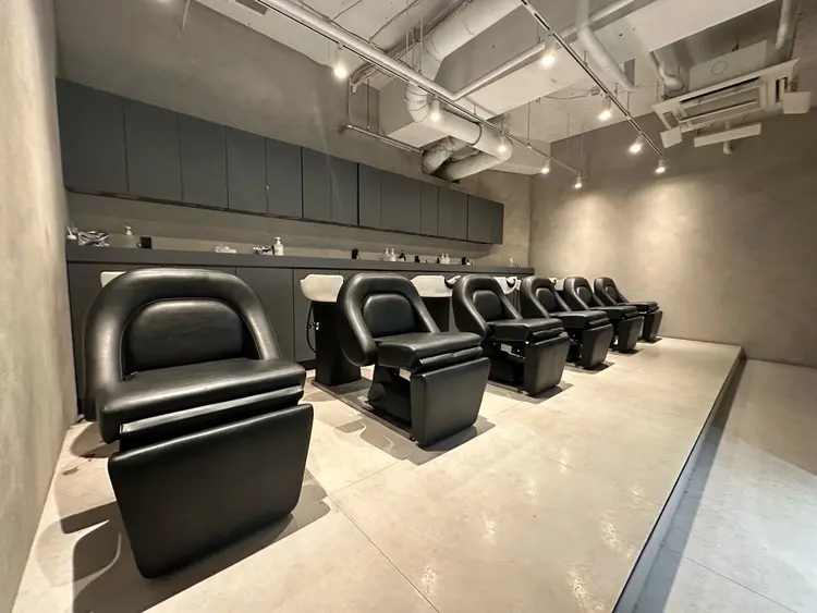 Salowin 渋谷店の内観・外観1