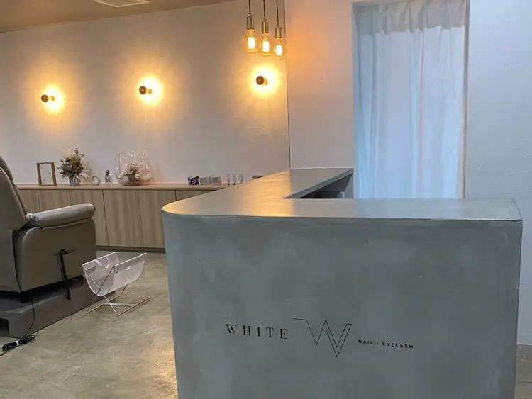 WHITEの内観・外観3