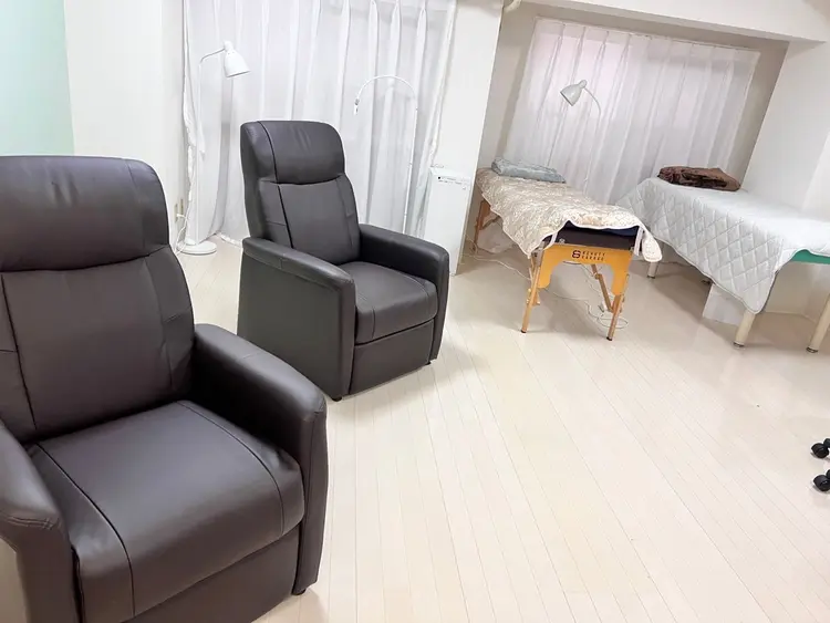 まつげ専門店　Pultitiaの内観・外観2