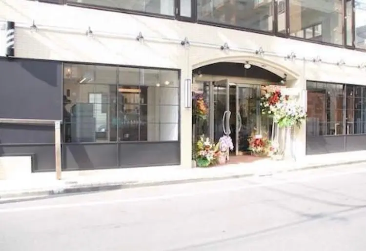 メンズ眉毛サロンラボ【恵比寿代官山本店】の内観・外観1