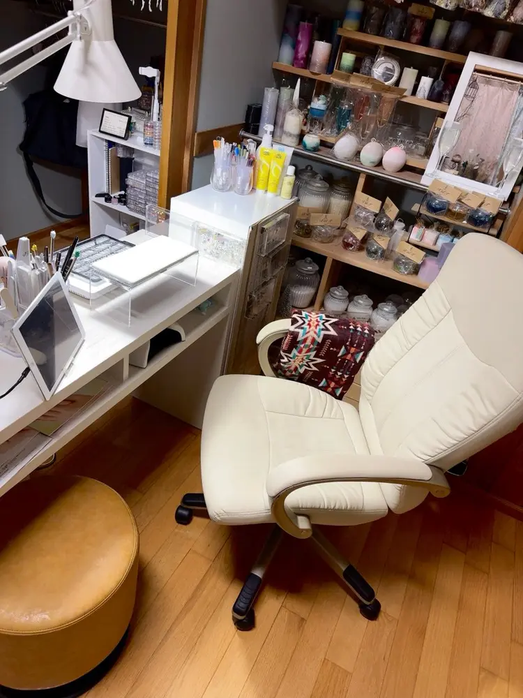 RooT_Nailの内観・外観3