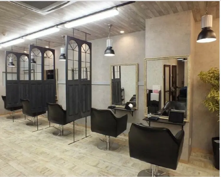 noa Hair Design 町田店の内観・外観1