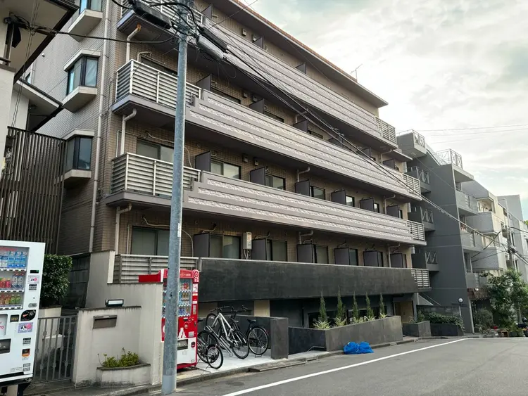 Total Beauty Salon  BELFINEの内観・外観1