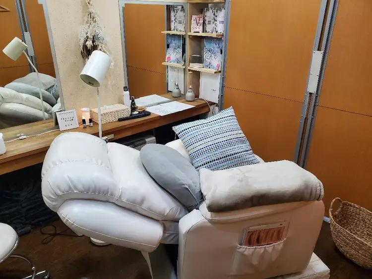 シンラアイラッシュの内観・外観1