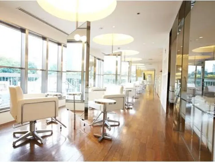 AMATAの内観・外観2