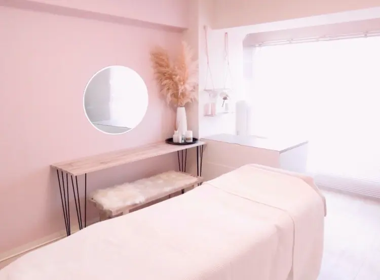 Y【ワイ】の内観・外観1