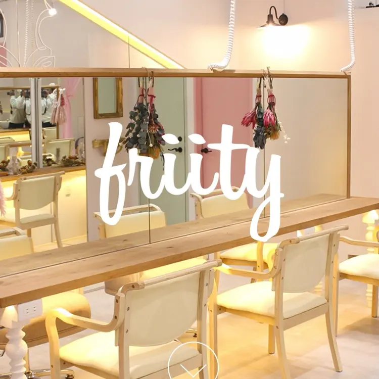 F.O.Fの内観・外観1