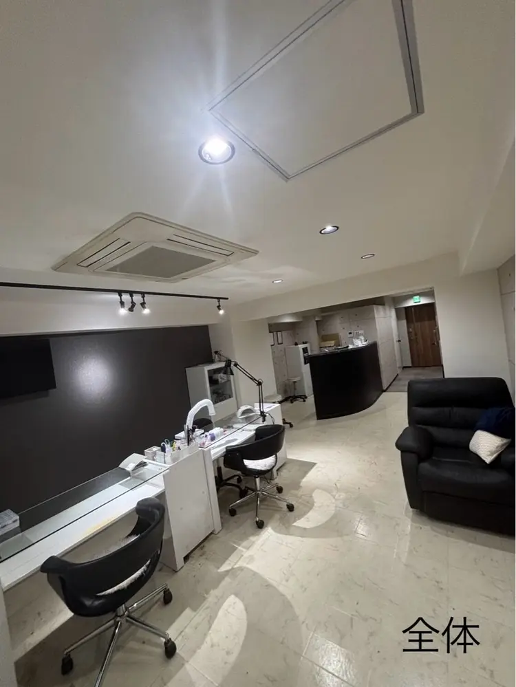 m.mネイル平塚の内観・外観1