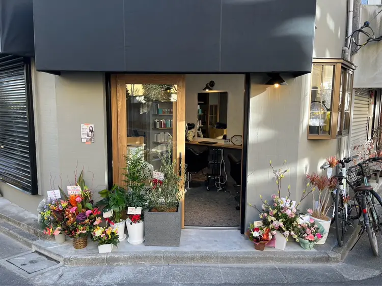 genの内観・外観2