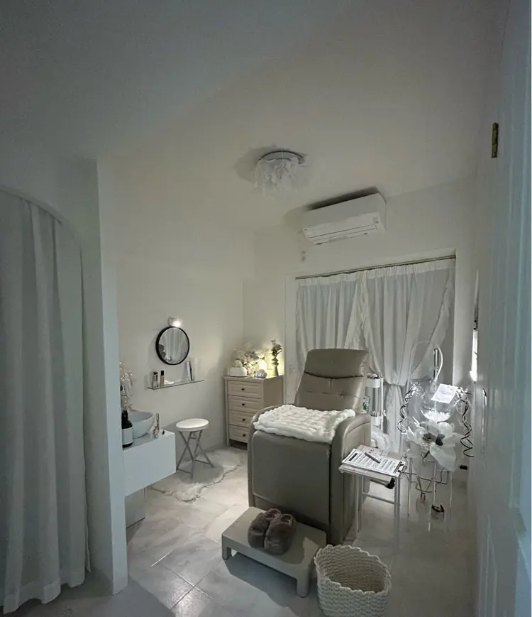 Rona eyeの内観・外観3