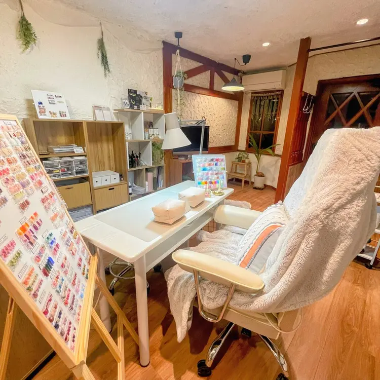 31Nailの内観・外観1