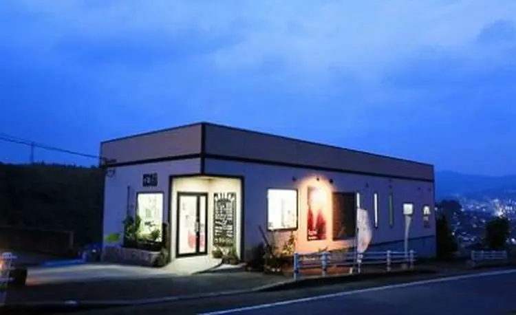 Raphalの内観・外観1