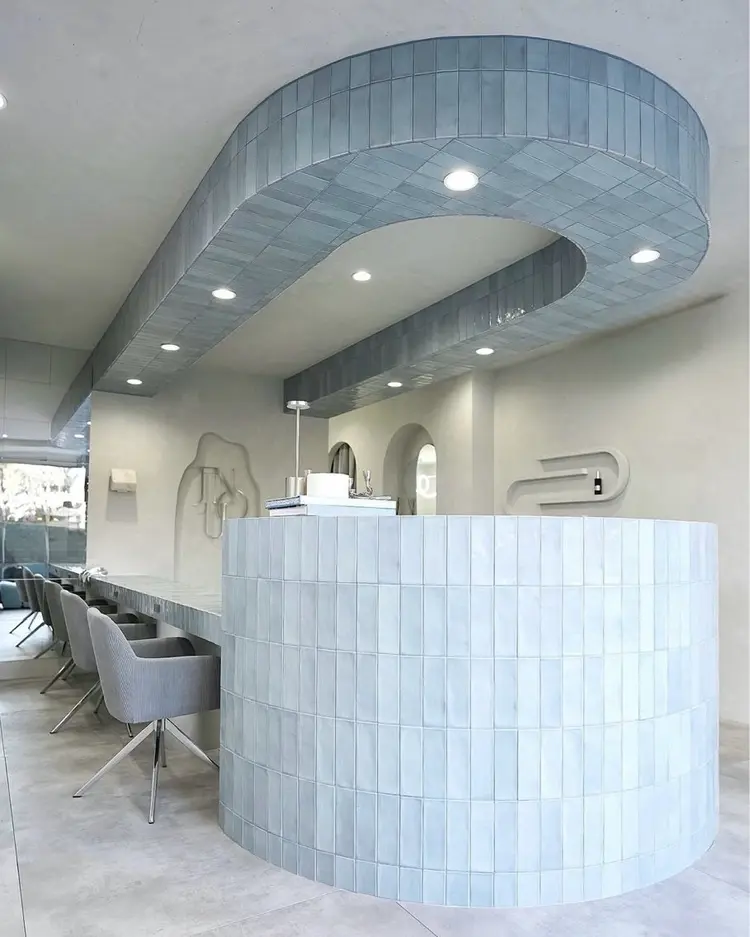 nail&eye Junoの内観・外観1