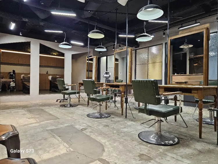 FREEXの内観・外観1