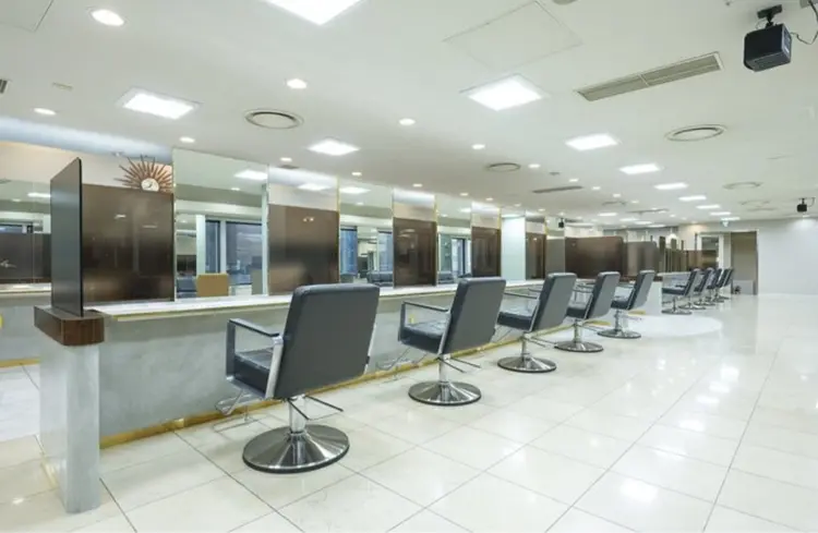 LAQUALITEの内観・外観1