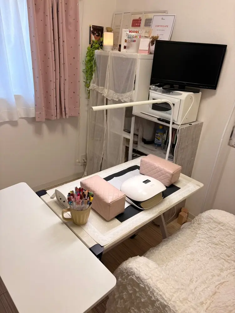 nail salon -TOIRO-の内観・外観1