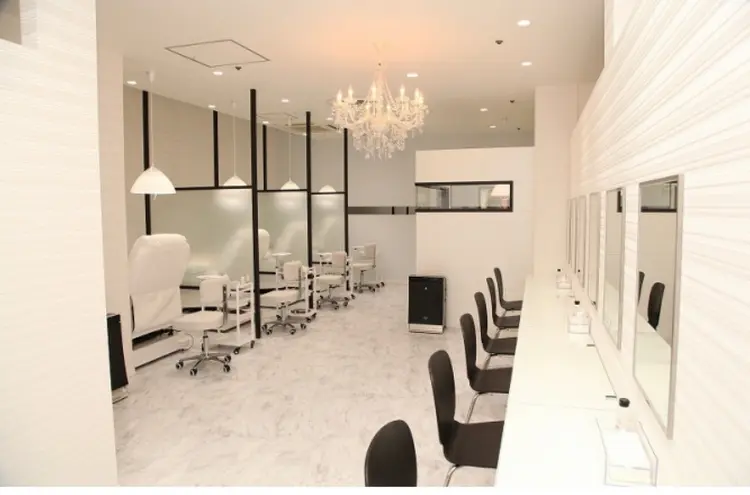 アイスター梅田店の内観・外観1