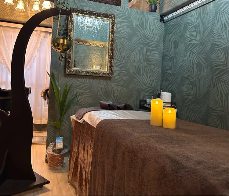 salon  de  OJASの内観・外観1