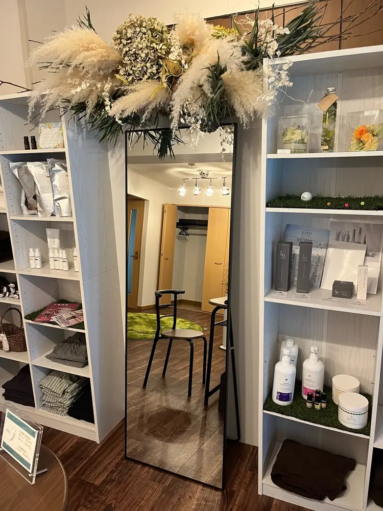 ラピスコの内観・外観2