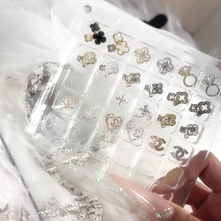 M-nailの内観・外観3