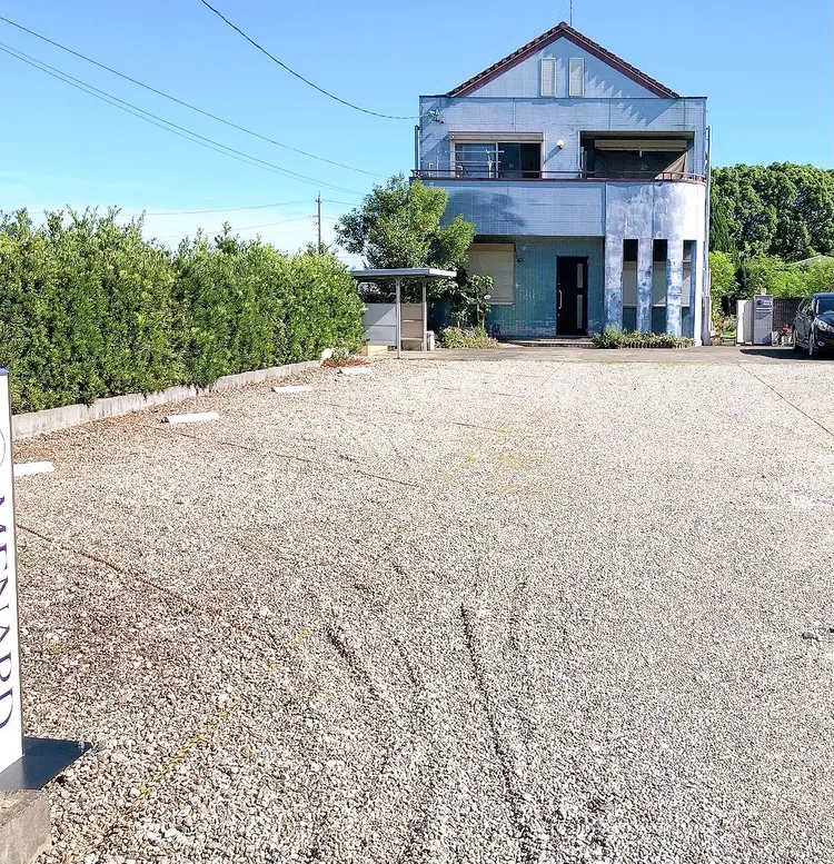 メナードフェイシャルサロン稲沢西島の内観・外観1