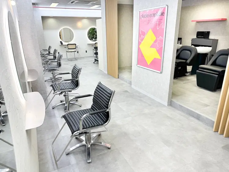 Hzの内観・外観2