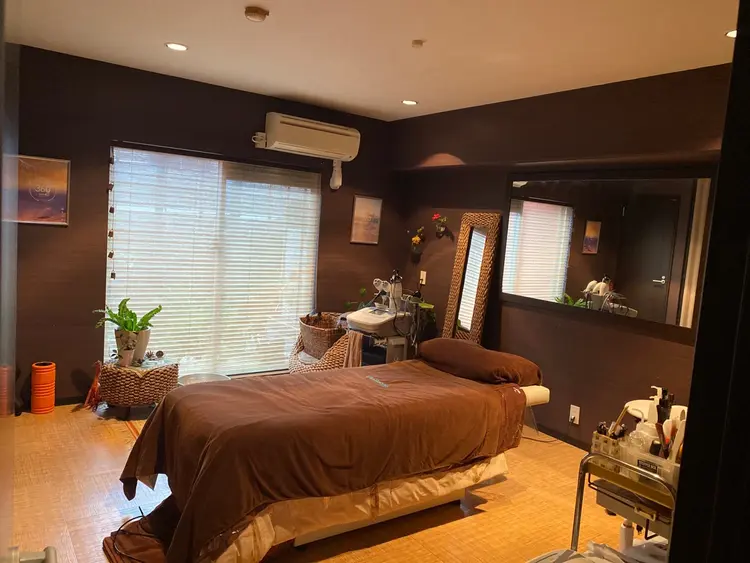 WINBACK salon　un agioの内観・外観1