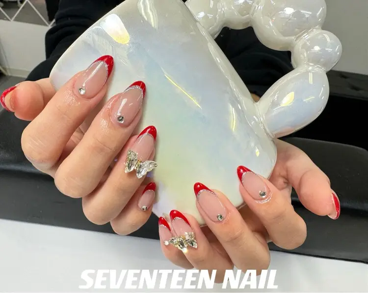 17 nailの内観・外観2