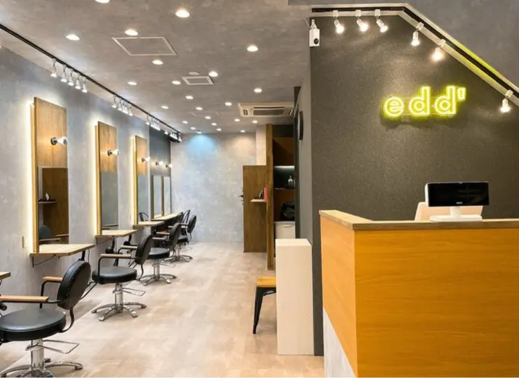Agu hair edd' 長野駅前店の内観・外観1