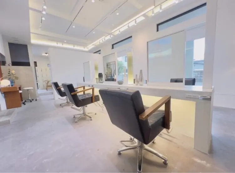 SHELHAの内観・外観1