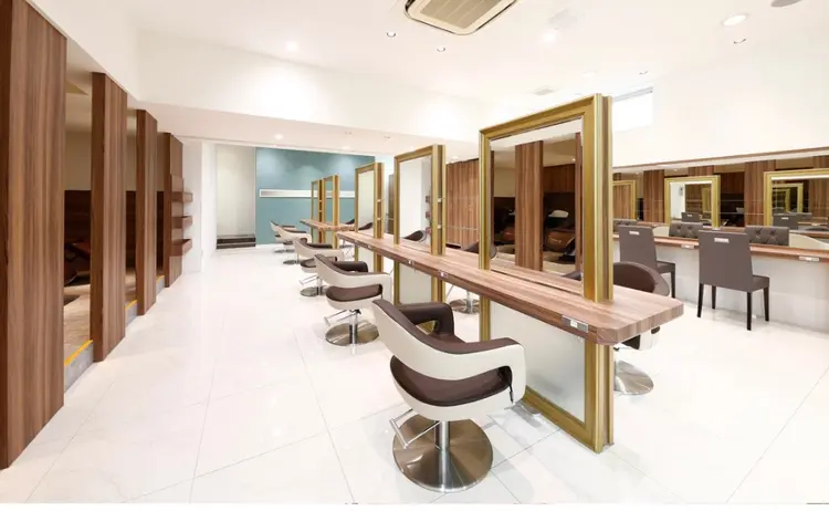 Ash 本牧店の内観・外観2