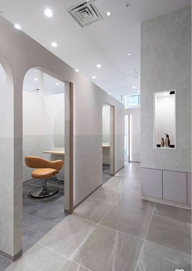 SALOWIN銀座RAYの内観・外観2