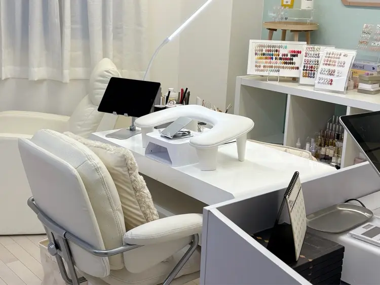 cream nail salonの内観・外観1