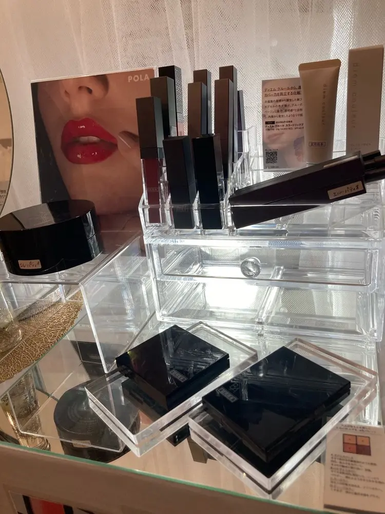 POLA富雄店の内観・外観3