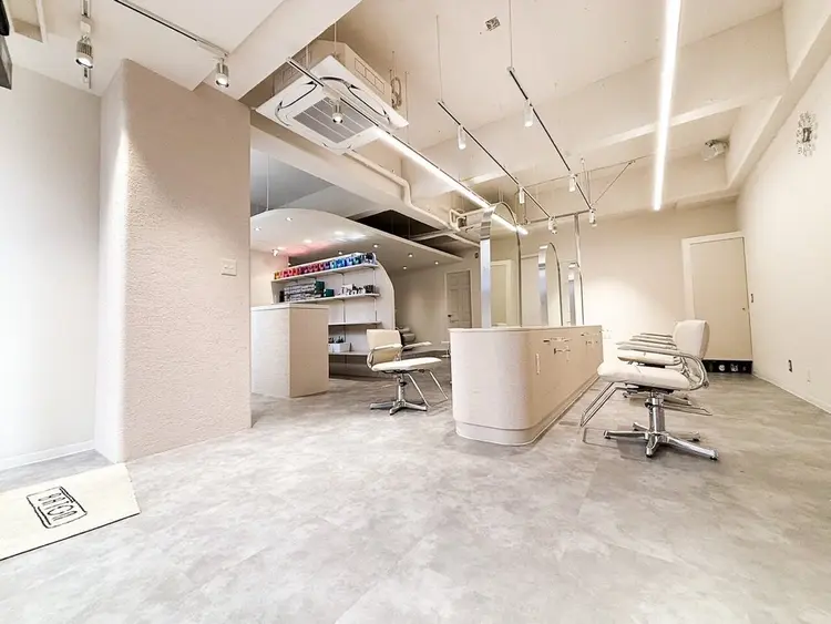 BATONの内観・外観3