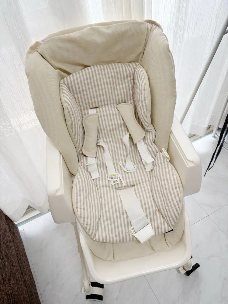 YM nailの内観・外観2