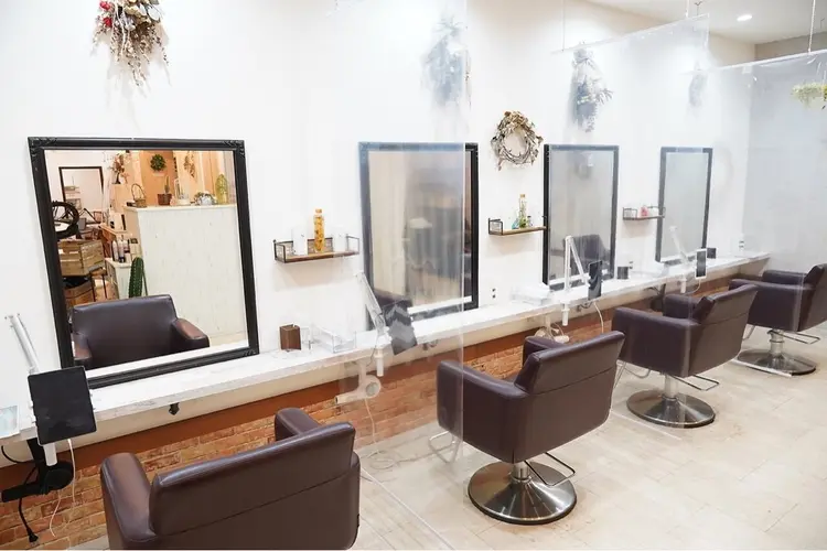 hair room a-toの内観・外観2
