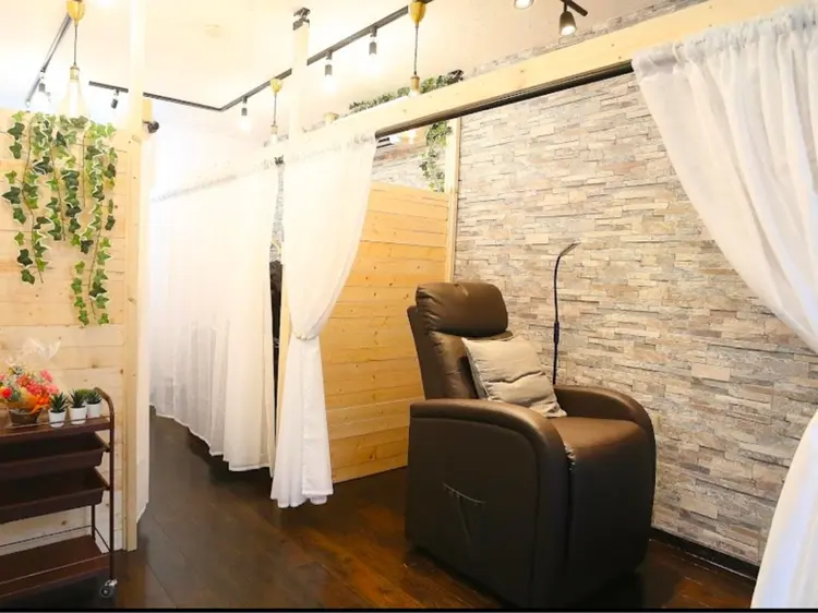 BK-EYELASHの内観・外観1