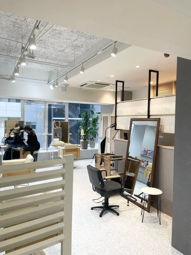 AUTHEN.HAIRの内観・外観3