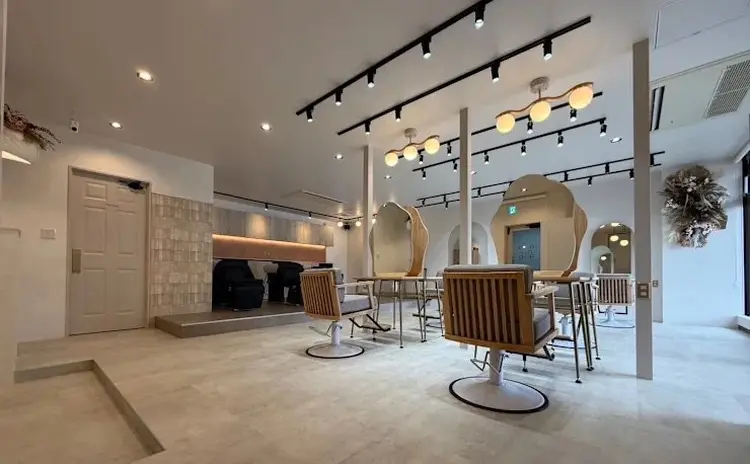 Happiness王寺店の内観・外観2