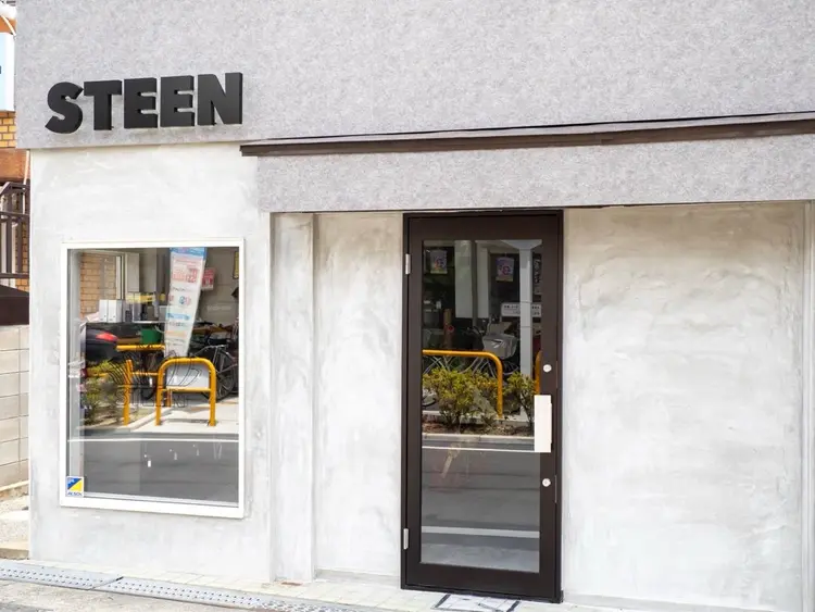 STEENの内観・外観1