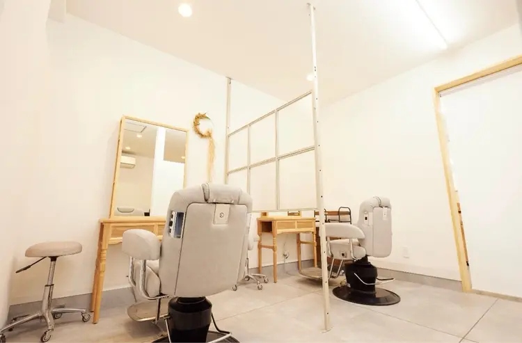 Hair Creative Rodanの内観・外観2