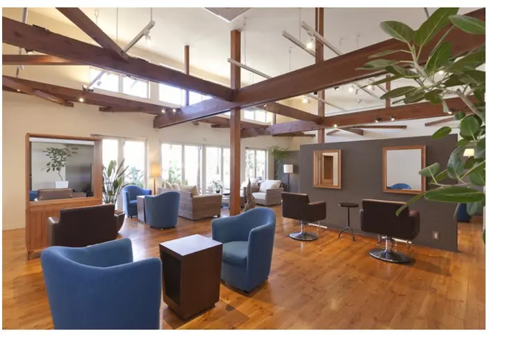 マダムスミコの内観・外観2