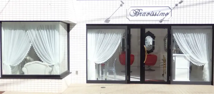 Bravissimoの内観・外観1