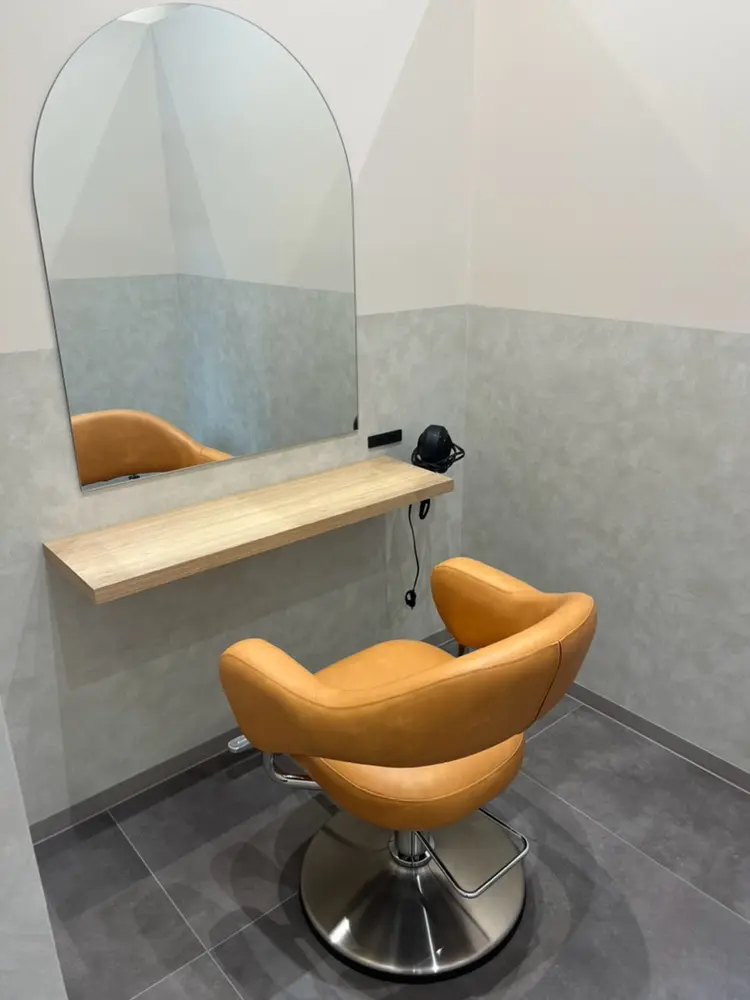 ▫︎ SALOWIN銀座RAY店の内観・外観3