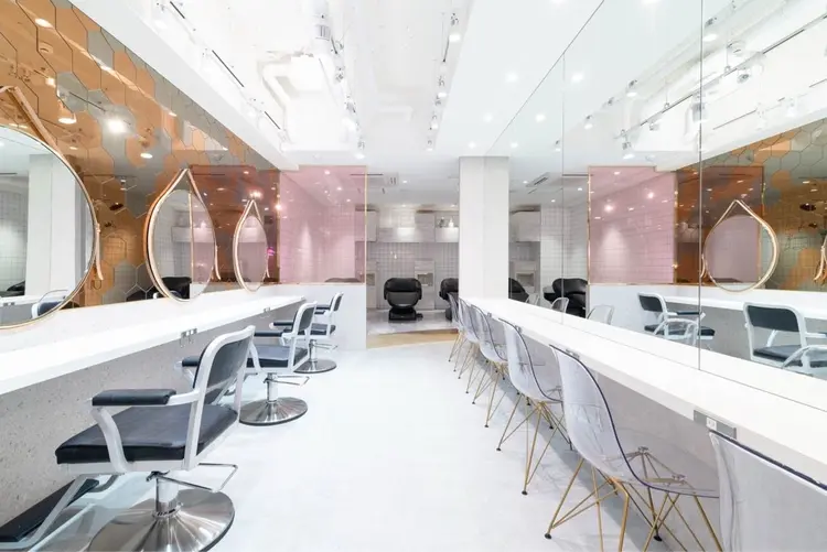 Loom. by Sea 新宿の内観・外観1