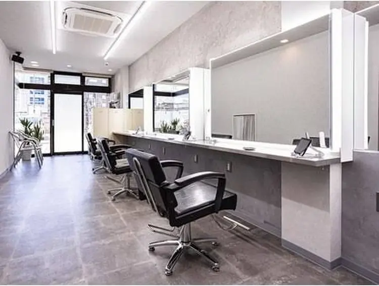 fandの内観・外観1