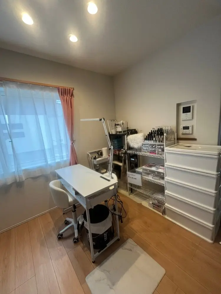 nail  Monaの内観・外観1